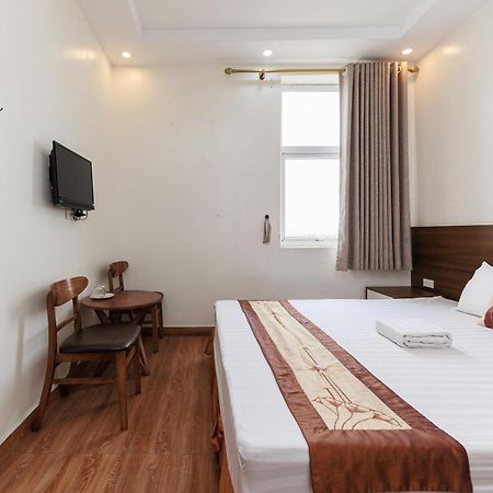 Oyo 472 Lenka Hotel Hanoi Exteriör bild