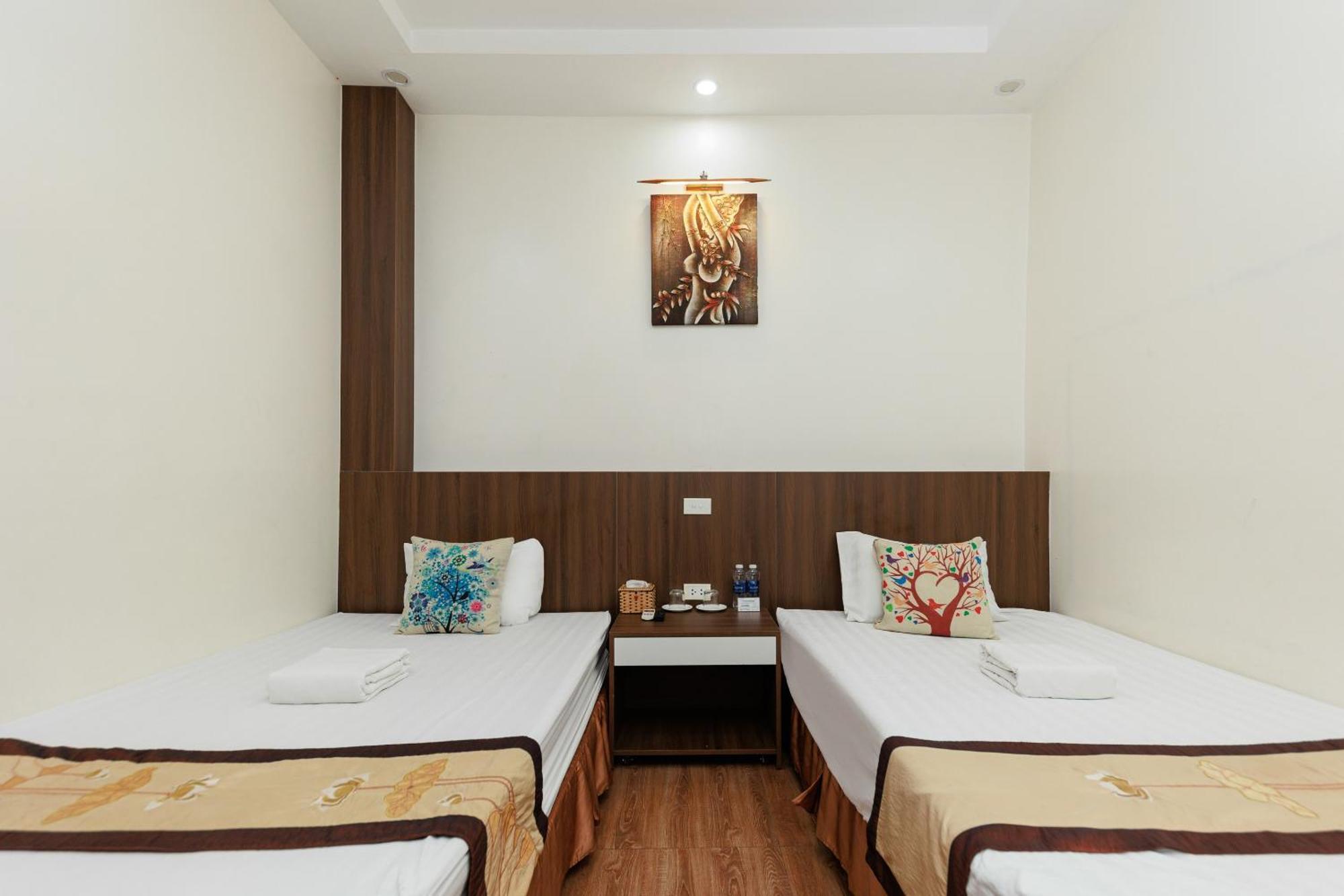 Oyo 472 Lenka Hotel Hanoi Exteriör bild