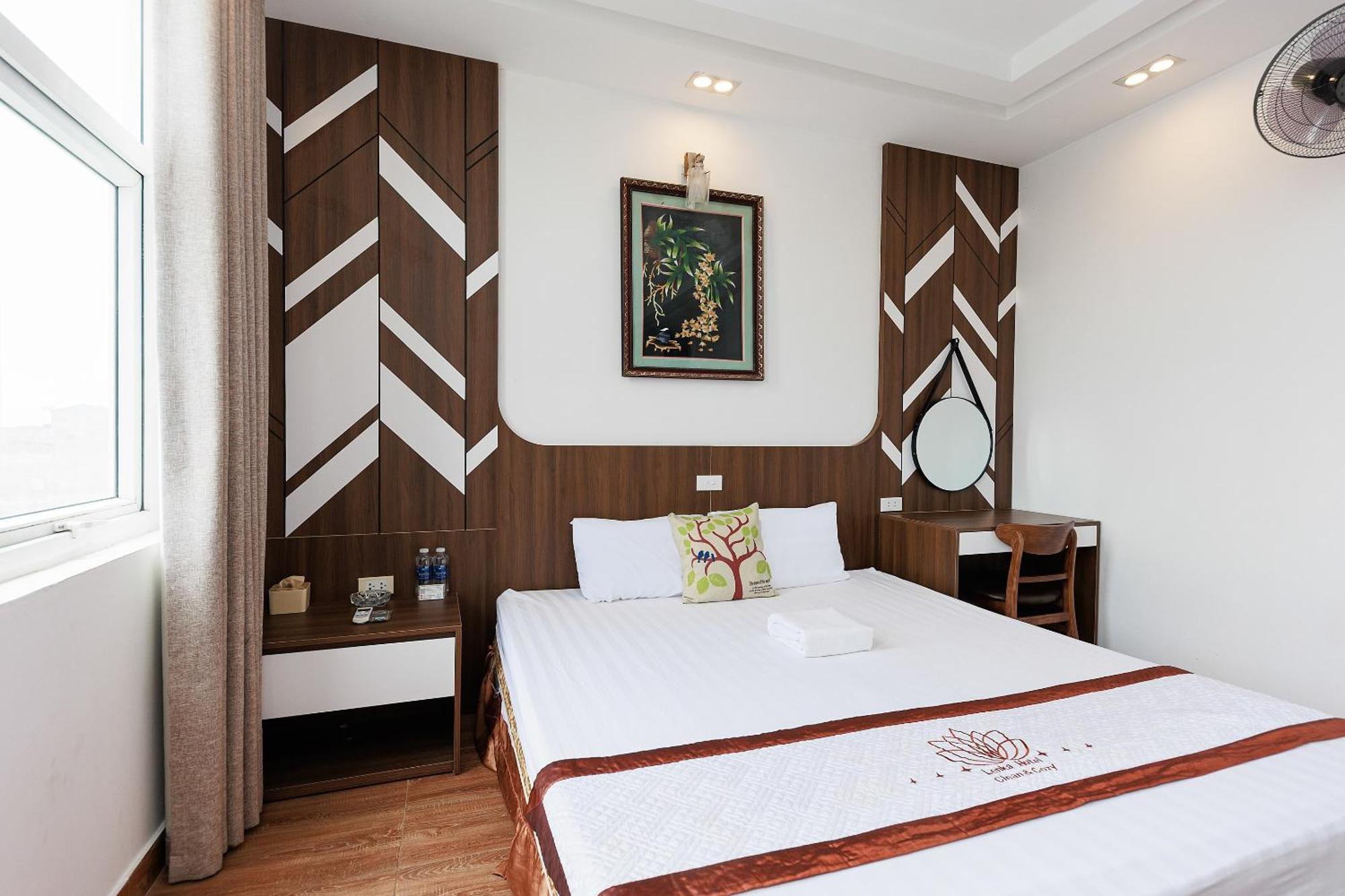 Oyo 472 Lenka Hotel Hanoi Exteriör bild