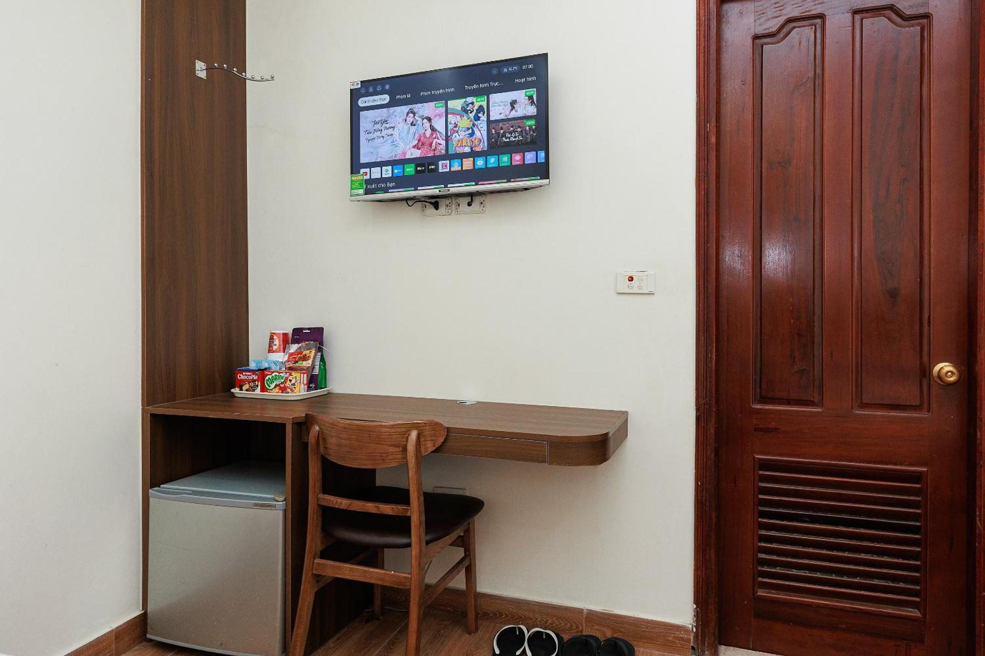 Oyo 472 Lenka Hotel Hanoi Exteriör bild
