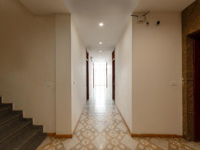 Oyo 472 Lenka Hotel Hanoi Exteriör bild