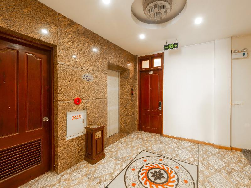 Oyo 472 Lenka Hotel Hanoi Exteriör bild